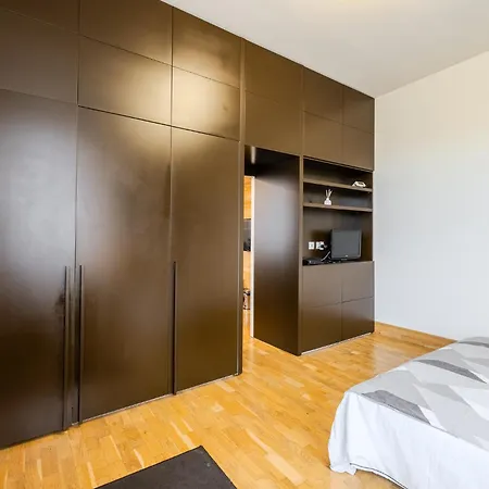 Апартамент Casa Desideria 2bad 2bath, Parking , Vitosha Blvd София