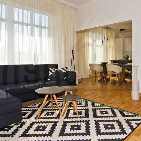 Casa Desideria 2bad 2bath, Parking , Vitosha Blvd *