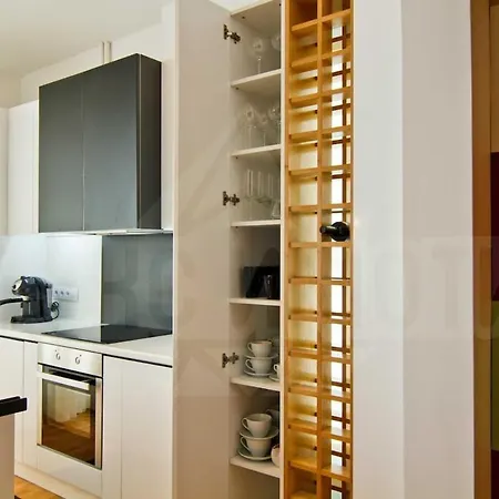 شقة Casa Desideria 2bad 2bath, Parking , Vitosha Blvd *