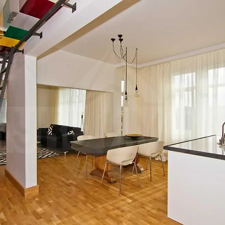 Casa Desideria 2bad 2bath, Parking , Vitosha Blvd * Szófia