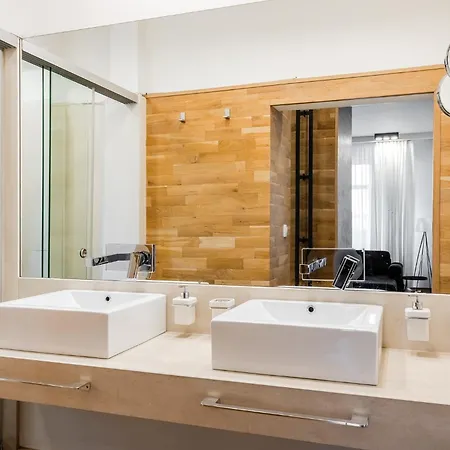 شقة Casa Desideria 2bad 2bath, Parking , Vitosha Blvd *