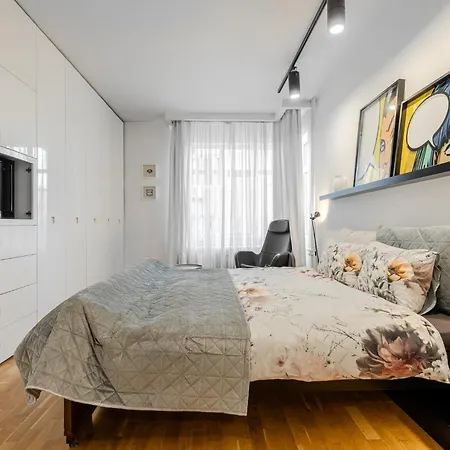 Casa Desideria 2bad 2bath, Parking , Vitosha Blvd *